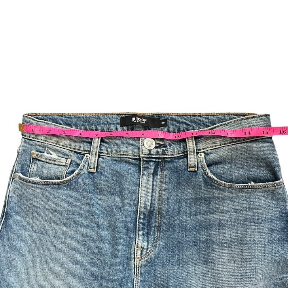 Hudson Bettie High Rise Tapered Jeans Medium Blue Wash Ripped Knee Size 29 NWT - Picture 6 of 8